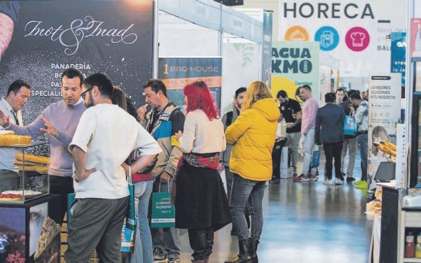 Interior de la feria HORECA en el Recinto Ferial de Ibiza